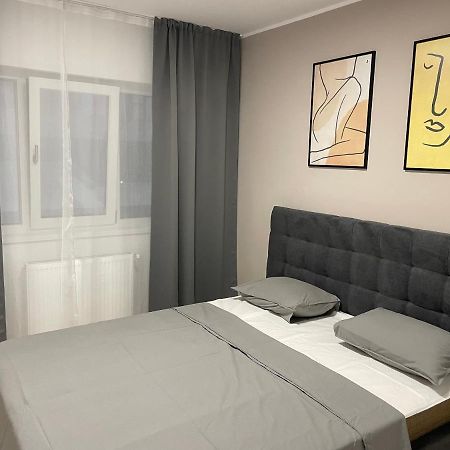 Ferienwohnung Modern Gray / Designed Iasi Exterior foto